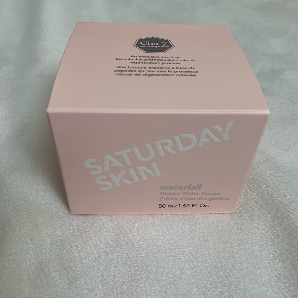 Saturday skin water fall glacier water cream